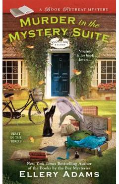 Murder in the Mystery Suite - Ellery Adams