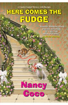 Here Comes the Fudge - Nancy Coco