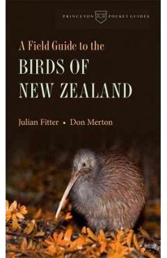 A Field Guide to the Birds of New Zealand - Julian Fitter