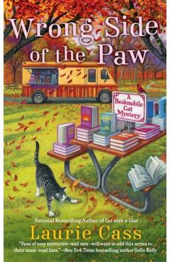 Wrong Side of the Paw - Laurie Cass