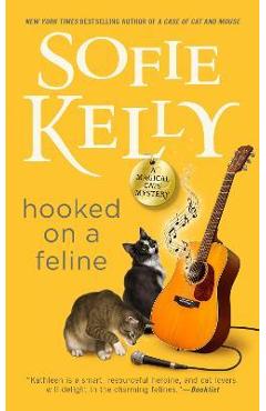 Hooked on a Feline - Sofie Kelly