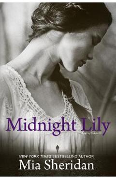 Midnight Lily - Mia Sheridan