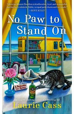No Paw to Stand on - Laurie Cass