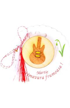 Martisor insigna din lemn: Chitara