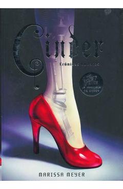 Cinder: Crónicas lunares - Marissa Meyer
